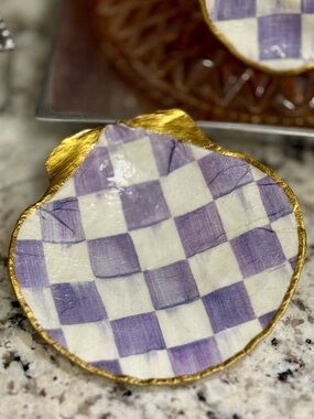 Hand Crafted Violet Check Trinket Shell Dish 5” Purple